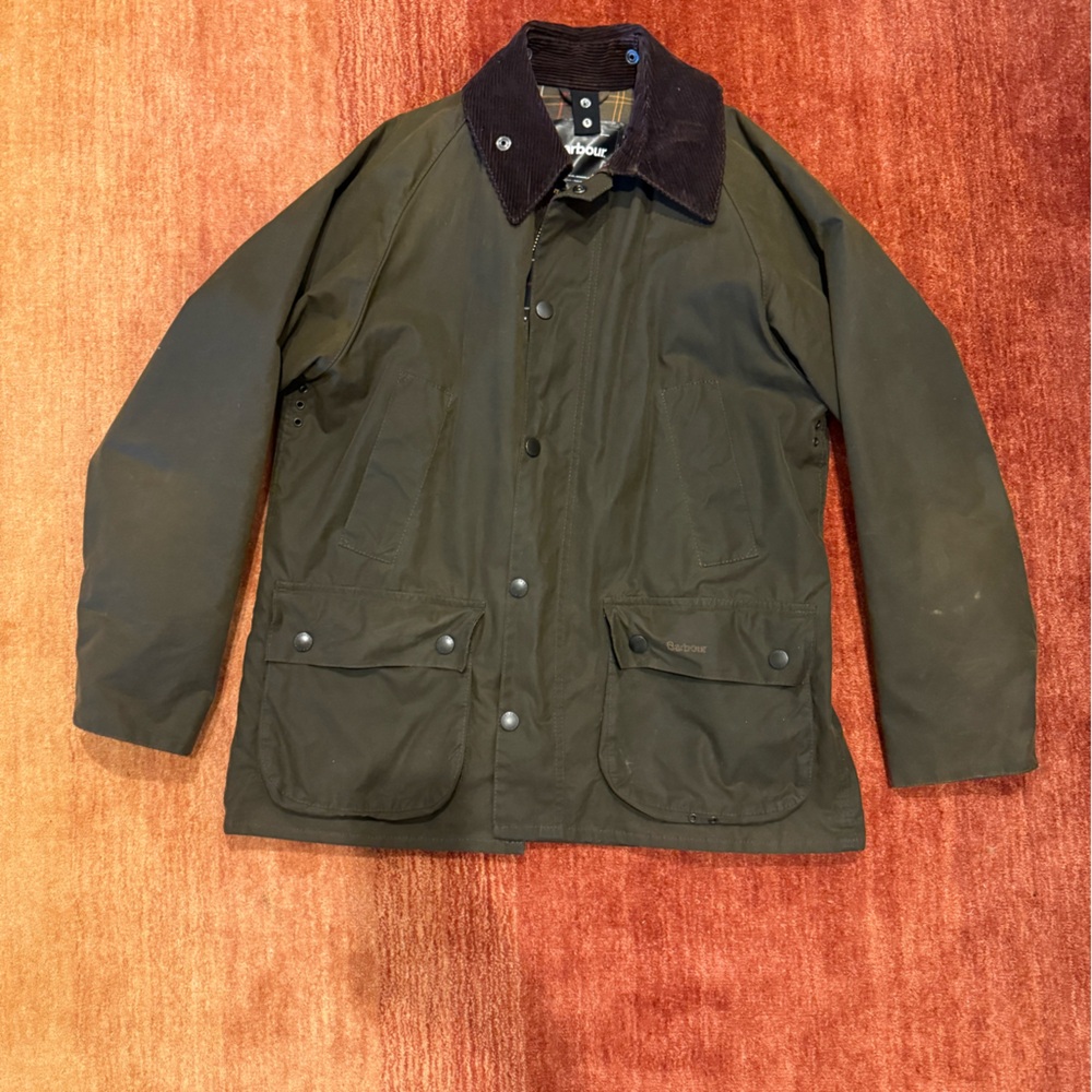 Waxed Barbour Classic Bedale. Size 38, men’s small. Green.